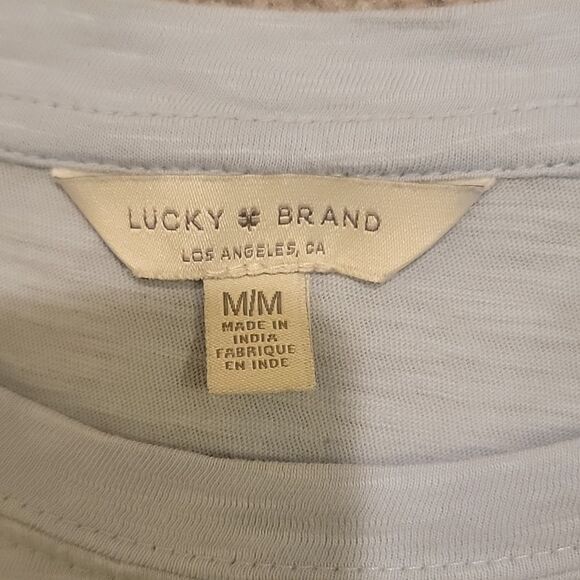 Lucky Brand Light Blue Tee with Butterfly Design Sz Med - Picture 8 of 9